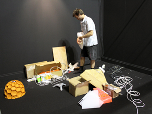 set_up_stall_milan_03